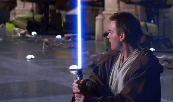 obi wan and luke lightsaber