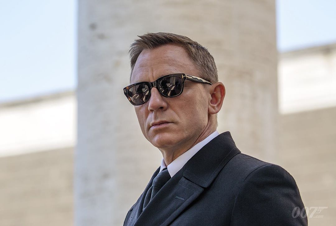 Spectre (2015) Bond's Tom Ford Glasses - HeroProp.com