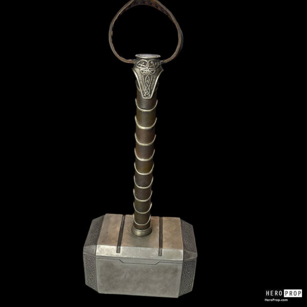 Thor: The Dark World (2013) - Original Thor (Chris Hemsworth) Mjolnir Hammer