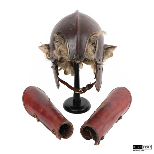 The Chronicles of Narnia: The Lion, the Witch and the Wardrobe (2005) - Faun Warrior Helmet & Bracers