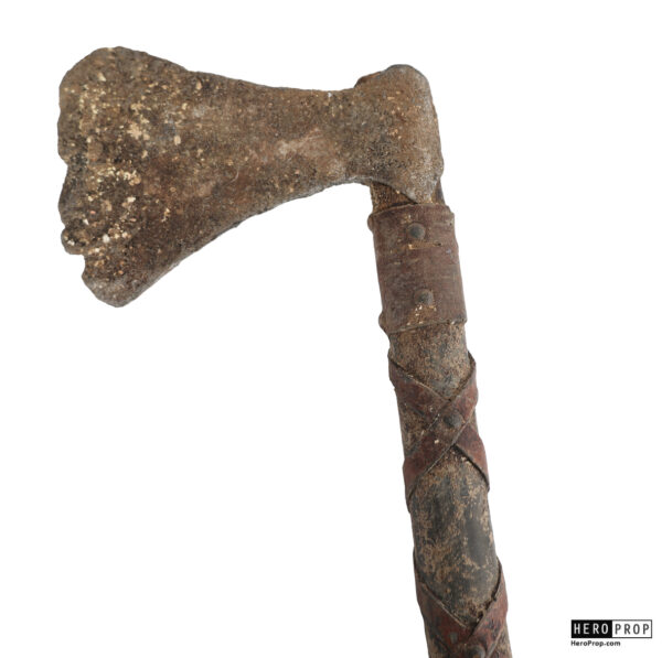 Game of Thrones (2011-2019) - Original Wildling Axe - Image 3
