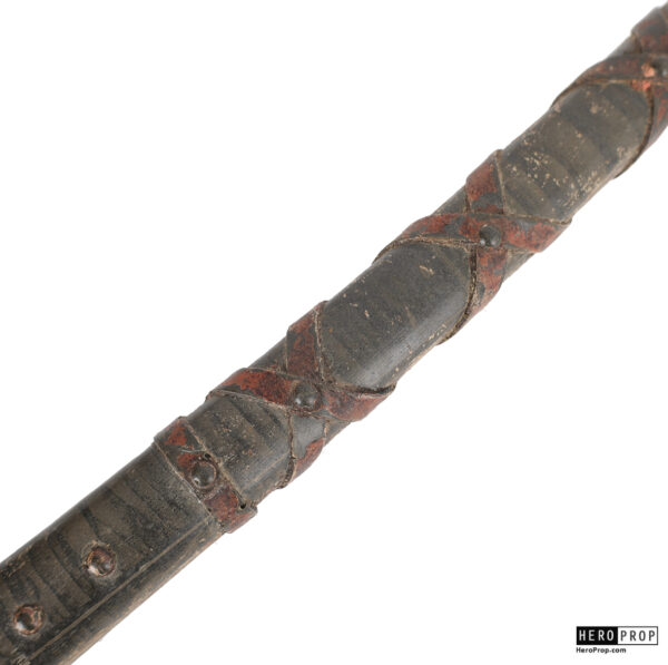 Game of Thrones (2011-2019) - Original Wildling Axe - Image 4