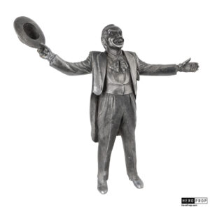 Hero Prop Joker Statue 1