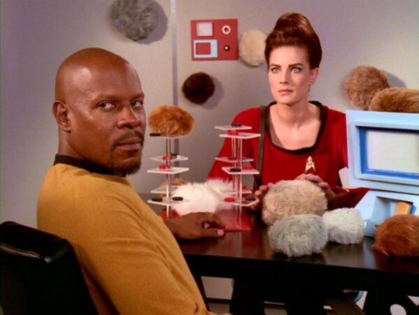 Star Trek: Deep Space Nine (1993) - Brown & White Tribble - Image 4