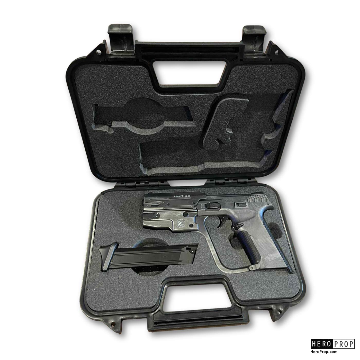 HALO (TV) - Master Chief’s (Pablo Schreiber) M6G Pistol HALO (TV) - Master Chief’s (Pablo Schreiber) M6G Pistol