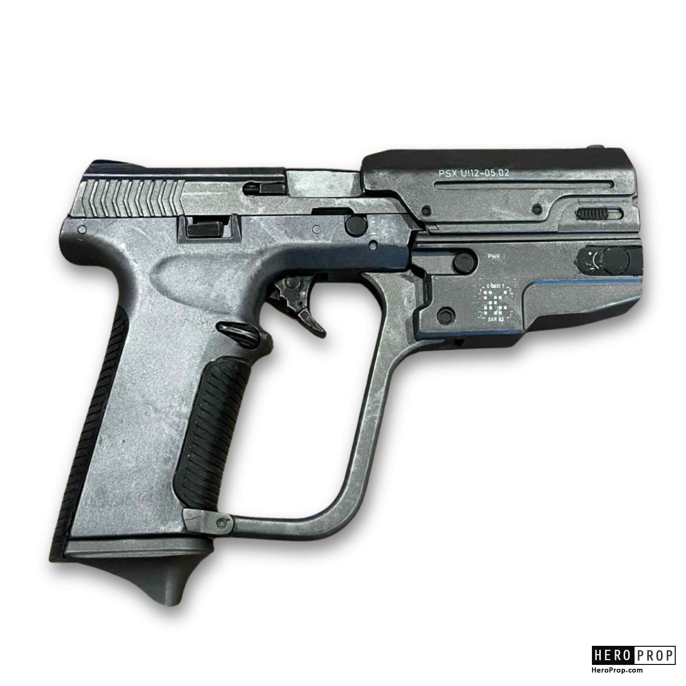HALO (TV) - Master Chief’s (Pablo Schreiber) M6G Pistol - Image 3 HALO (TV) - Master Chief’s (Pablo Schreiber) M6G Pistol - Image 3
