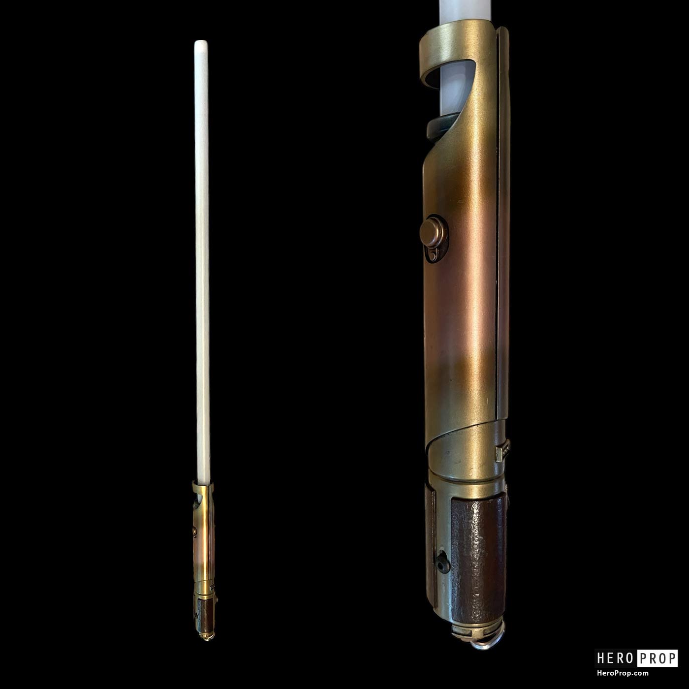 Star Wars: The Acolyte - Hero Lighted Kelnacca Lightsaber